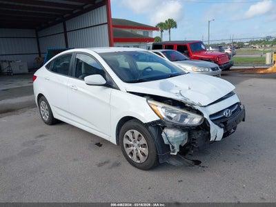 KMHCT4AE2FU841238 HYUNDAI ACCENT Photo 1