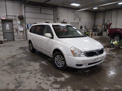 KNDMG4C72B6373005 KIA SEDONA Photo 1