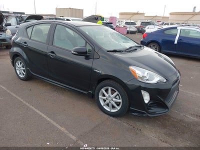 JTDKDTB33H1598435 TOYOTA PRIUS C Photo 1