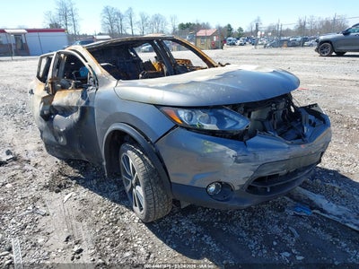 JN1BJ1CR2KW326441 NISSAN ROGUE SPORT Photo 1