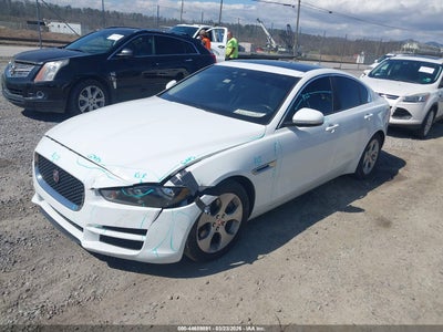 JAGUAR XE