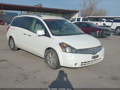 5N1BV28U58N111084 NISSAN QUEST Photo 1