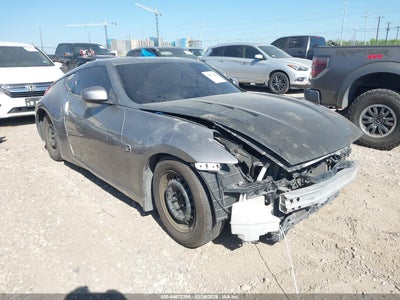NISSAN 370Z
