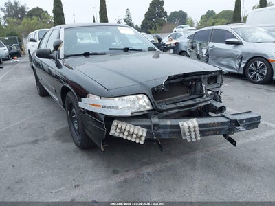 2FABP7BV2BX167881 FORD CROWN VICTORIA Photo 1