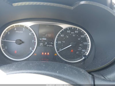 NISSAN VERSA