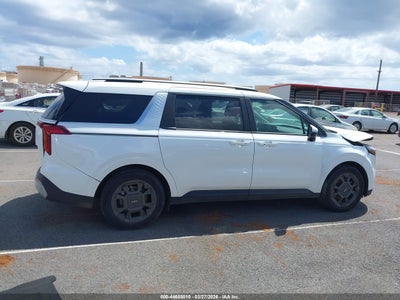 KIA CARNIVAL MPV HYBRID