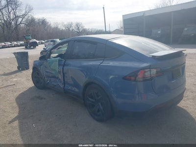 TESLA MODEL X