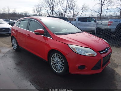 2012 Ford Focus red Lot 111044694861 Vin 1FAHP3M22TL318965