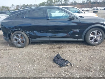 FORD MUSTANG MACH-E