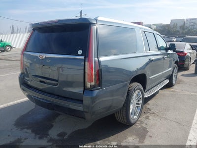 CADILLAC ESCALADE ESV