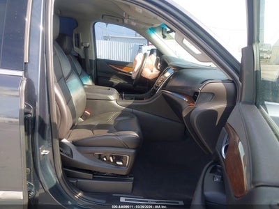 CADILLAC ESCALADE ESV
