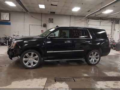 CADILLAC ESCALADE
