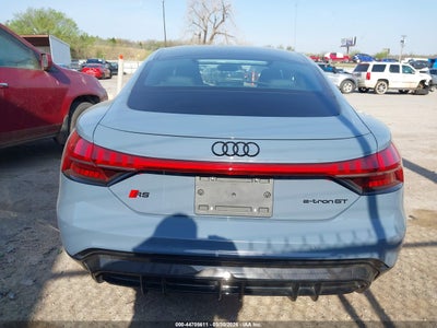 AUDI RS E-TRON GT