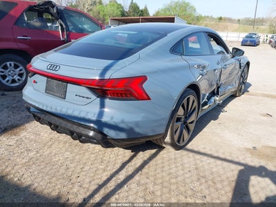 AUDI RS E-TRON GT
