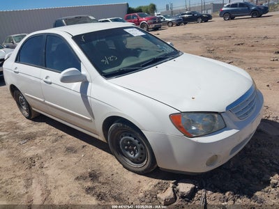 KNAFE121445025738 KIA SPECTRA Photo 1