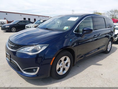CHRYSLER PACIFICA HYBRID