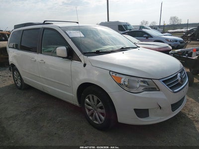 2C4RVABG6CR136345 VOLKSWAGEN ROUTAN Photo 1