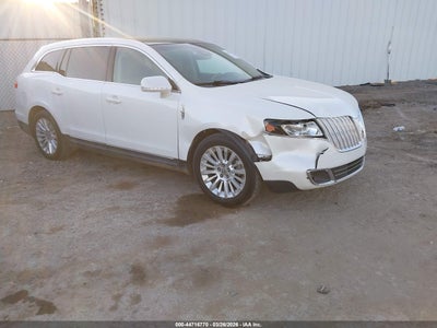 2LMHJ5AT5CBL54315 LINCOLN MKT Photo 1