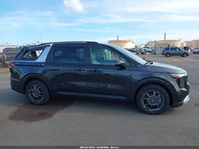 KIA CARNIVAL MPV HYBRID