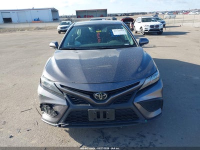 TOYOTA CAMRY
