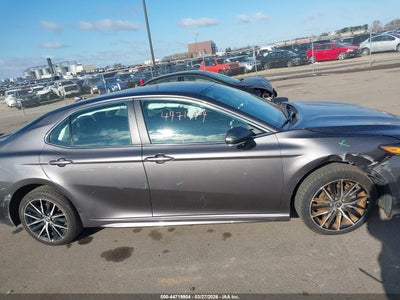 TOYOTA CAMRY
