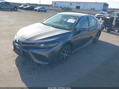 TOYOTA CAMRY