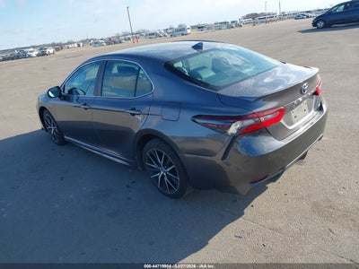 TOYOTA CAMRY