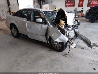 1FAFP24105G163501 FORD FIVE HUNDRED Photo 1