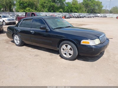2FABP7EV7BX184560 FORD CROWN VICTORIA Photo 1