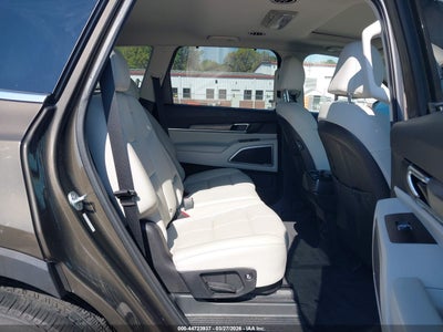KIA TELLURIDE