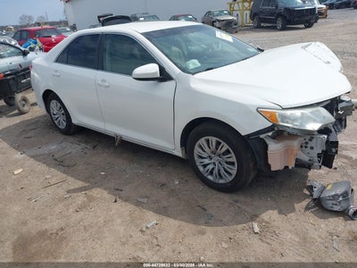 2013 TOYOTA CAMRY LE