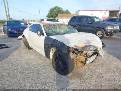 JF1ZNBB12N9752382 TOYOTA GR86 Photo 1