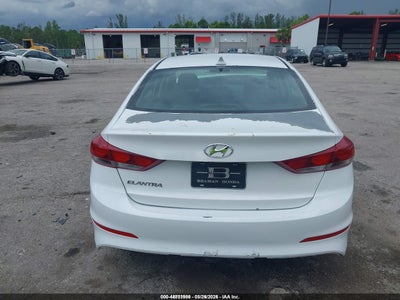 2018 HYUNDAI ELANTRA 17