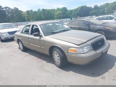 2FABP7BV0AX134781 FORD CROWN VICTORIA Photo 1
