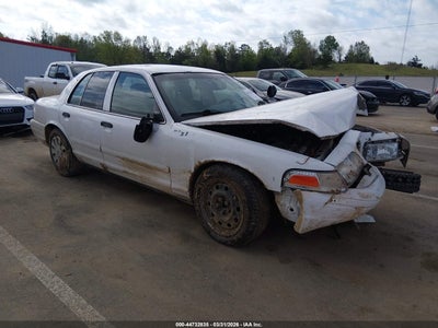 2FAHP71V88X161765 FORD CROWN VICTORIA Photo 1