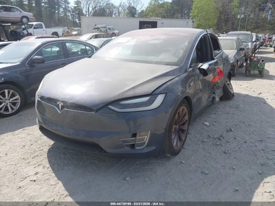 TESLA MODEL X