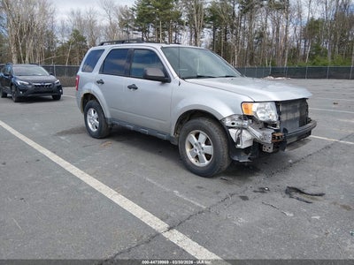 2012 Ford Escape 2.5 Xlt silver Lot 111044739969 Vin 1FMCU9D71CKA96917