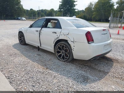 CHRYSLER 300