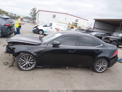LEXUS IS 300