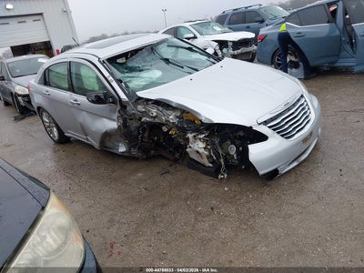 1C3CCBCG0CN113371 2012 Chrysler 200 3.6 Limited Grey
