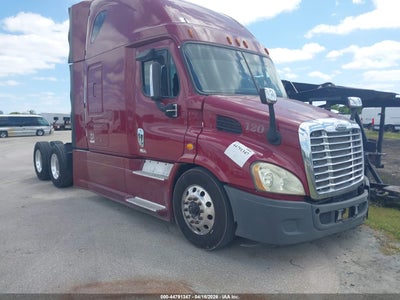 2016 Freightliner Cascadia 113