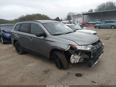 JA4AZ3A30LZ043347 Mitsubishi Outlander 2020
