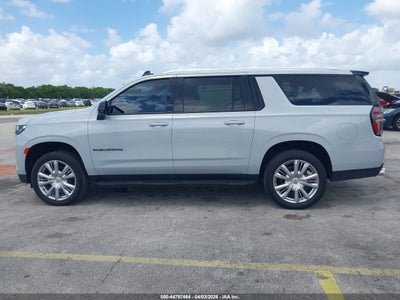 CHEVROLET SUBURBAN