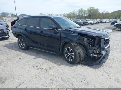 TOYOTA HIGHLANDER