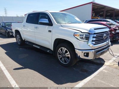 TOYOTA TUNDRA
