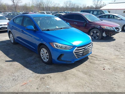 5NPD74LF3HH103822 HYUNDAI ELANTRA Photo 1
