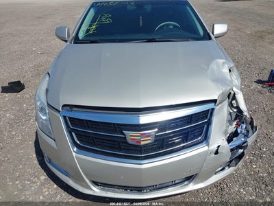 CADILLAC XTS