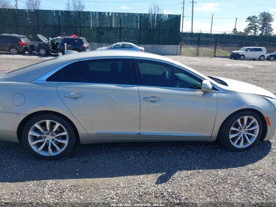 CADILLAC XTS