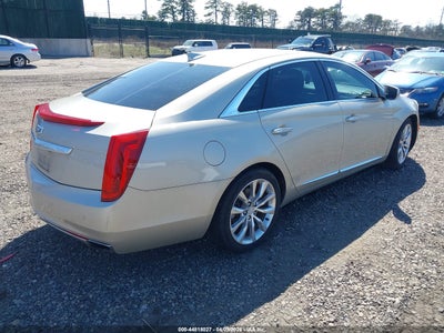 CADILLAC XTS