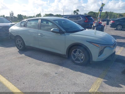 2025 Kia K4 2.0 Lxs grey Lot 111044822991 Vin 3KPFT4DE0SE041060